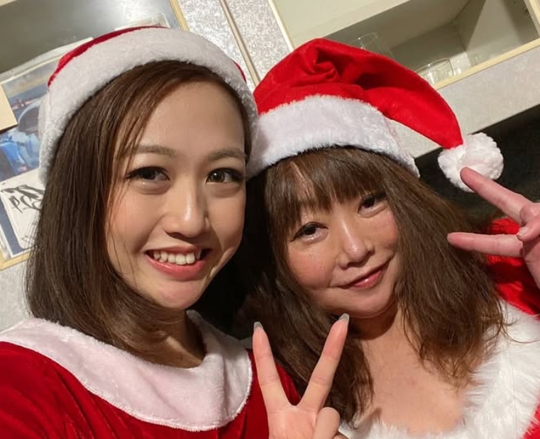 歌って踊れる酒ばー スナックまいた～ん