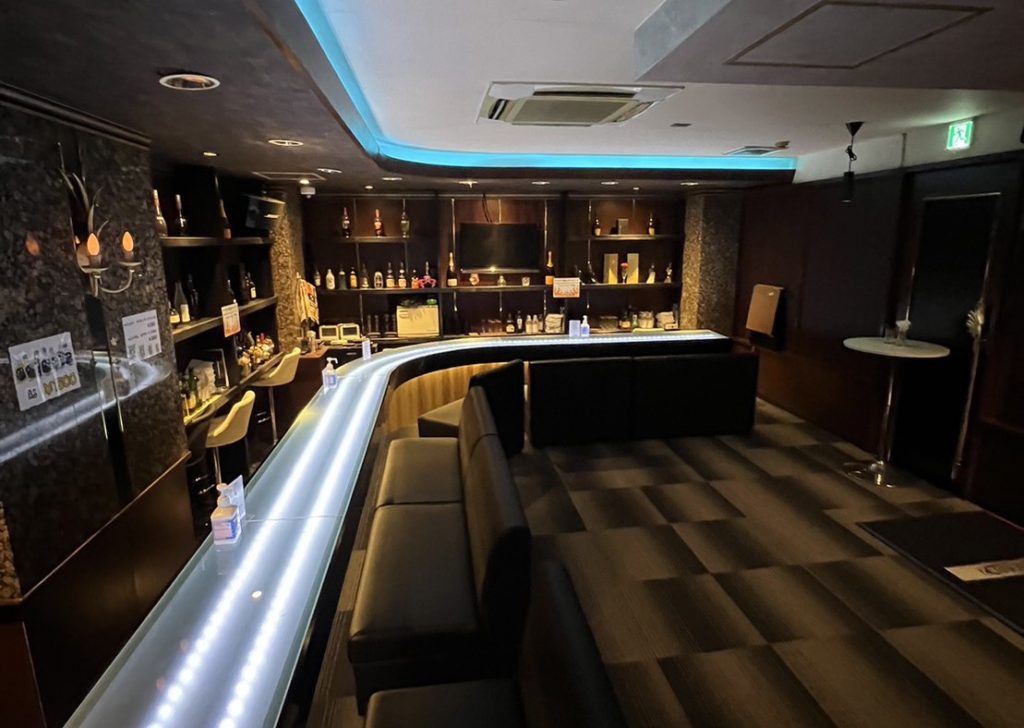 Ladies Bar M - レディースバーエム