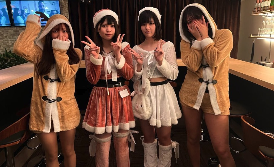 GIRL'S BAR コスプレアカデミー