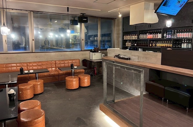 Lounge D