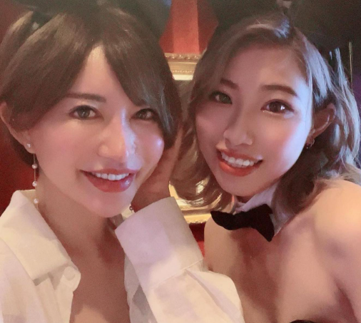 一人飲みでもハマる！大門の注目ガールズバー・キャバクラ5選